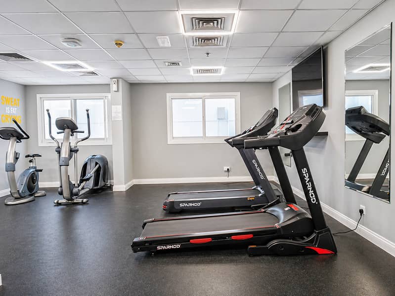 4 gym 0. jpg