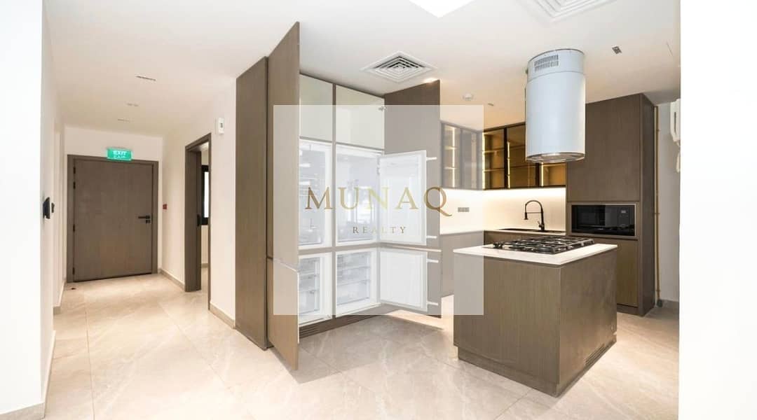Spacious 4BR+Maid Villa | Modern living - Image 3