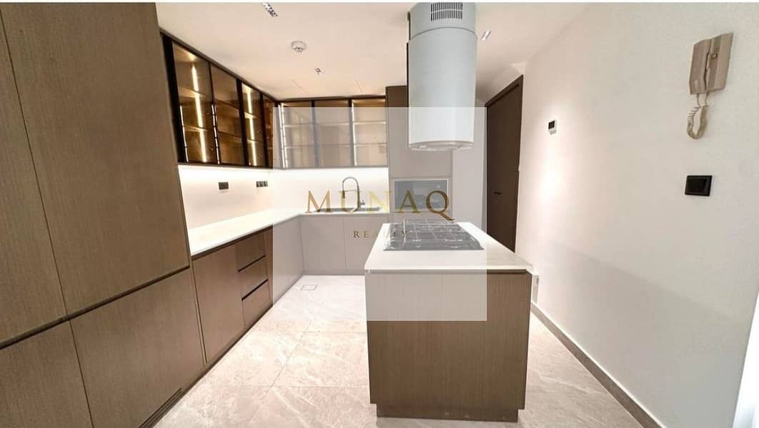 Spacious 4BR+Maid Villa | Modern living - Image 6