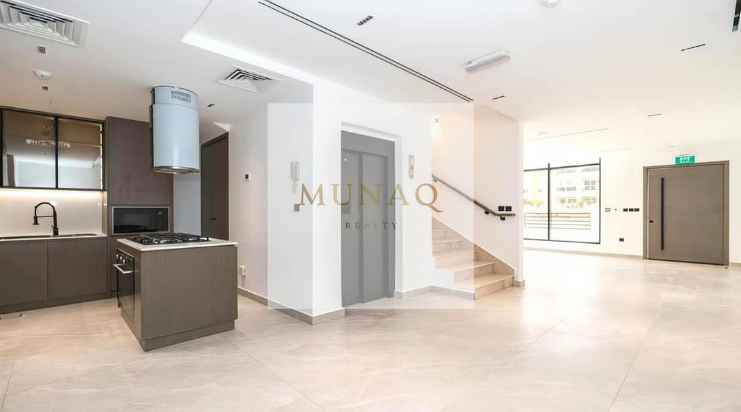 Spacious 4BR+Maid Villa | Modern living - Image 7