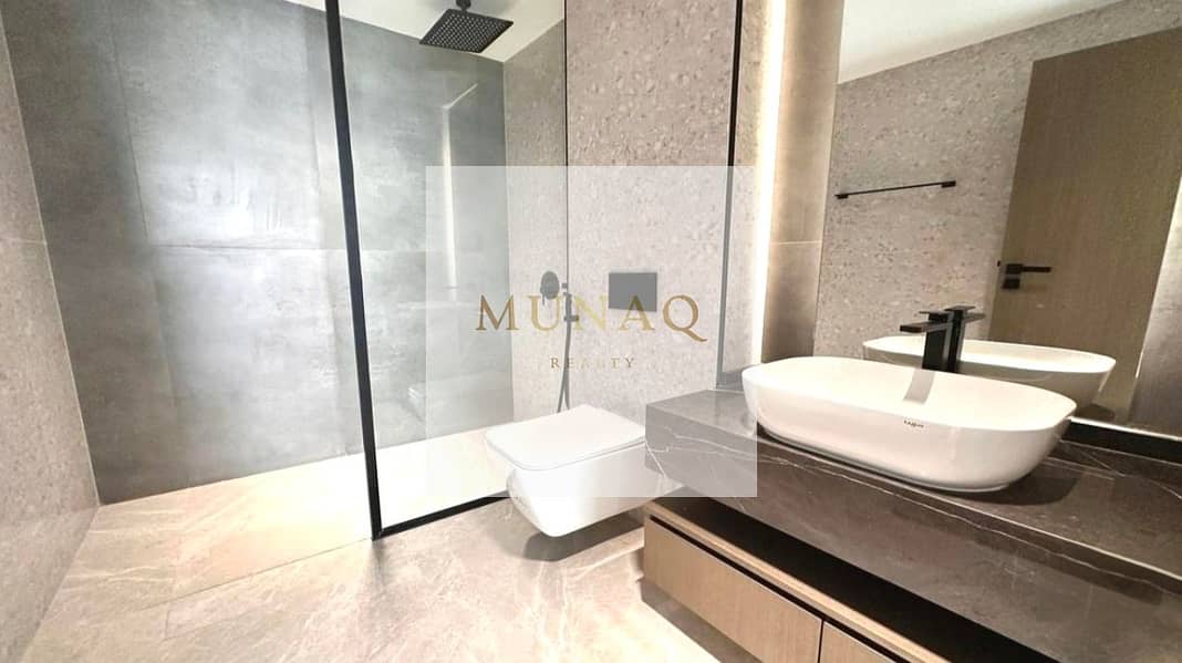 Spacious 4BR+Maid Villa | Modern living - Image 15