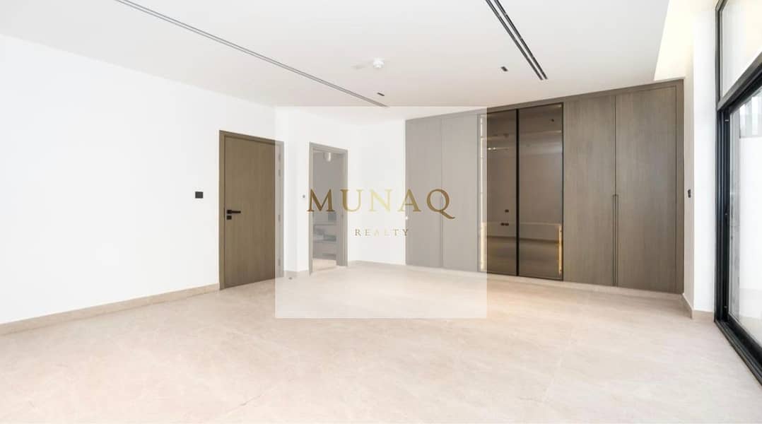 Spacious 4BR+Maid Villa | Modern living - Image 18