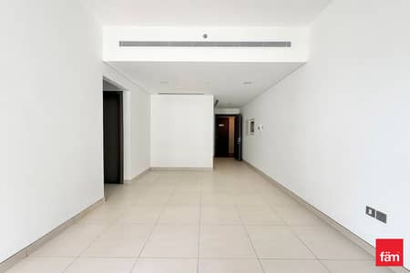 1 habitación Apartamento para en Alquiler en Jumeirah Garden City, Dubai - Apartamento en Jumeirah Garden City，Al Habbai 5 Building, 1 dormitorio, 71000 AED - 15376764