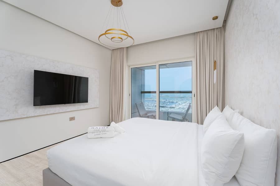 9 Bedroom with TV . jpg