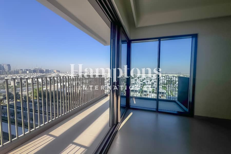 Brand New | Corner Unit | Walking Distance to Mall Brand New | Corner Unit | Walking Distance to Mall