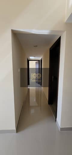 A one-bedroom apartment with a practical design and well-thought-out spaces that provide comfort.