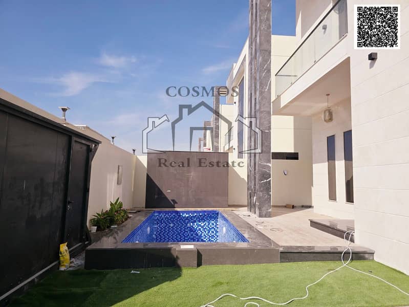4 4br pool. jpeg