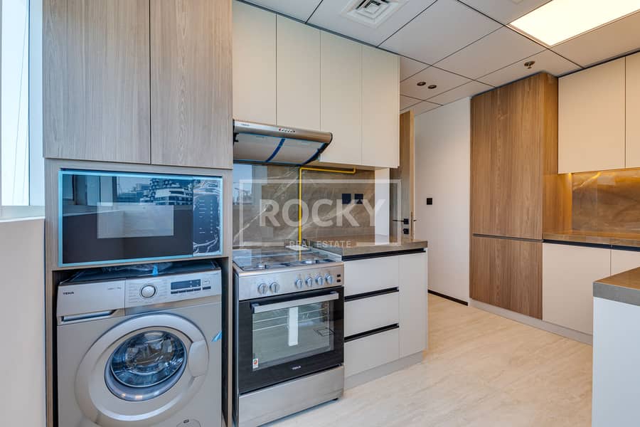 7 Amaris Residence-12. jpg
