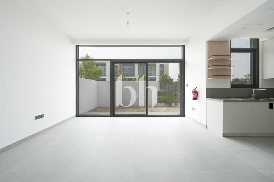 5 images image img