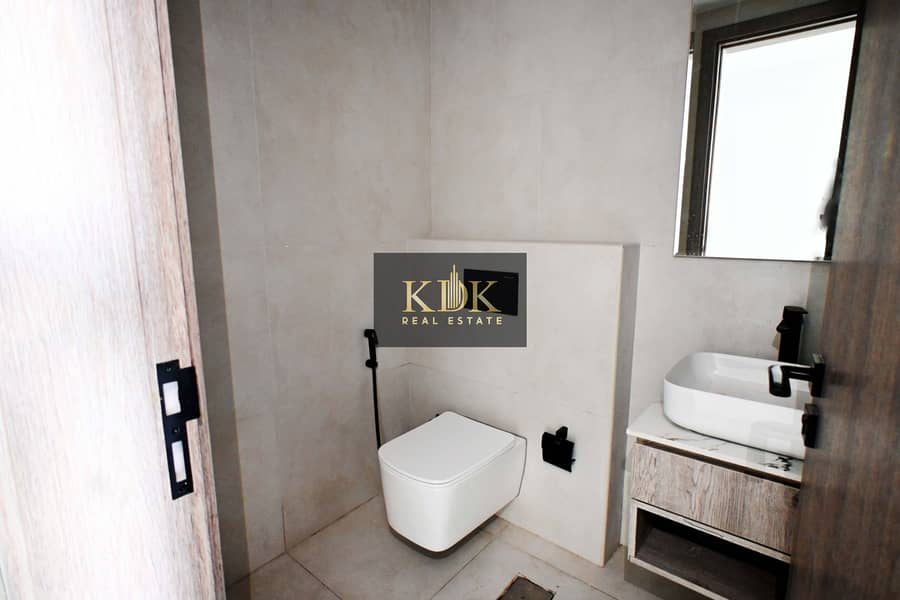 2BR Penthouse |Large Terrace| Move In Ready - Image 11
