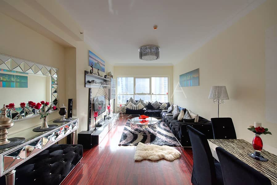 Luxury Upgraded Fully Furnished Bright Luxury Upgraded Fully Furnished Bright