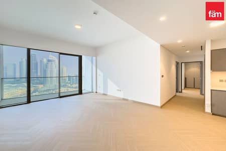 2 Bedroom Flat for Rent in Downtown Dubai, Dubai - Premium Unfurnished Home | Ready to Move In