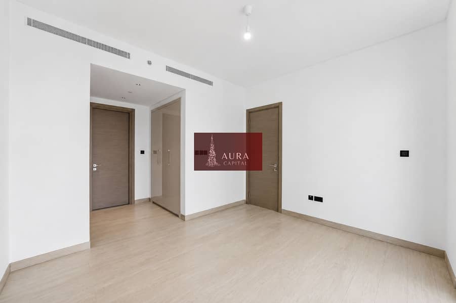 18 PHOTO 17. png