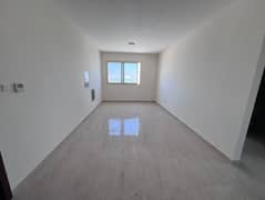 اول ساكن _ شهر مجاني _مساحة كبيره _ غرفتين ماستر _ تكييف مركزي