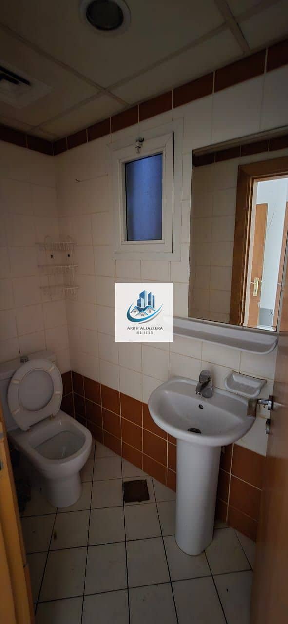 2 1000544563. jpg