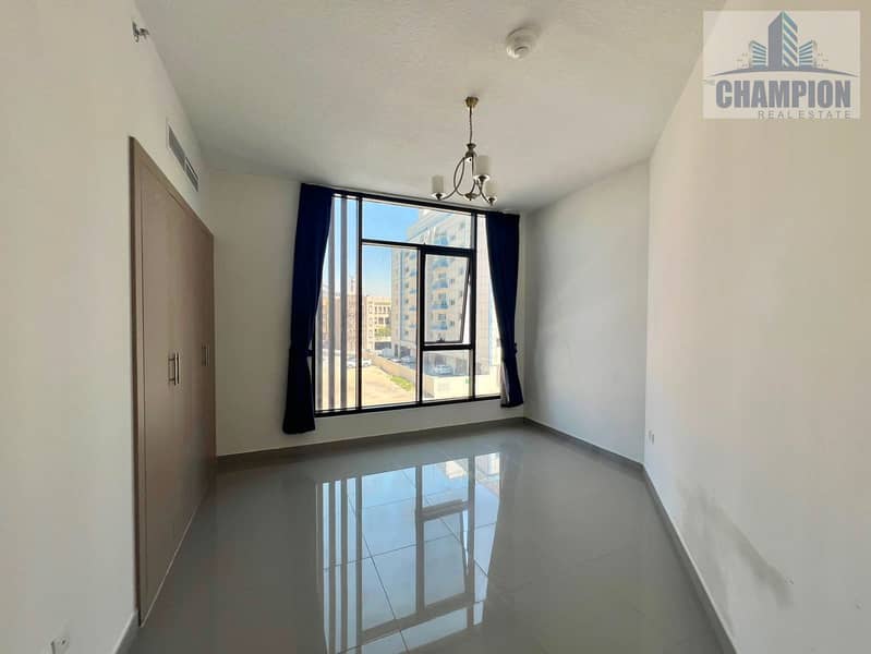 5 Emerald Evenue 2 bhk 103  - 5 of 15. jpeg