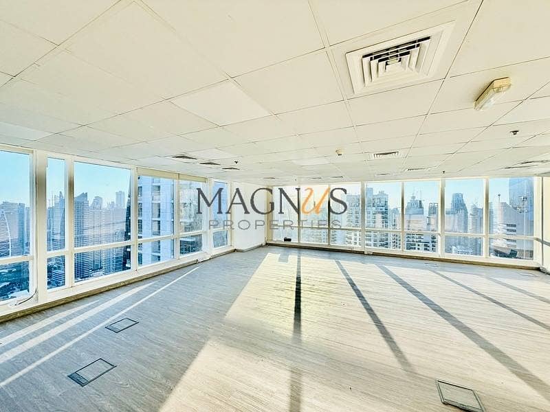 PANORAMIC VIEWS | 6 GLASS CABINS | HIGHER FLOOR PANORAMIC VIEWS | 6 GLASS CABINS | HIGHER FLOOR