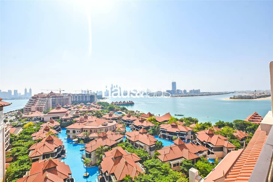 Best View| x4 Cheques| Brand New| Beach and Pools