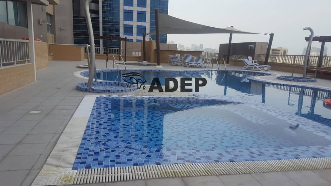 Amazing 1 BHK Apartment With Parking.. Amazing 1 BHK Apartment With Parking..
