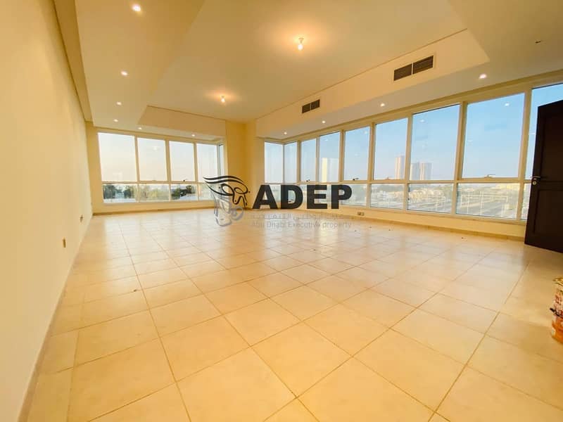 Amazing 3BHK APT With All Facilities. Amazing 3BHK APT With All Facilities.