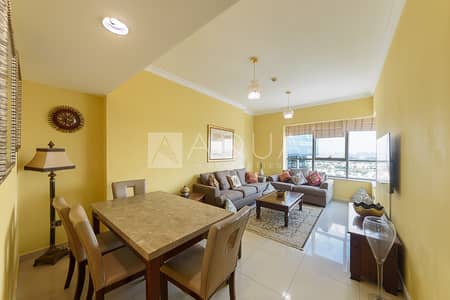 1 Bedroom Apartment for Rent in Jumeirah Lake Towers (JLT), Dubai - Luxurious Furnished 1 Bed with Golf Course View 1 Bedroom Apartment for Rent in Jumeirah Lake Towers (JLT), Dubai - Luxurious Furnished 1 Bed with Golf Course View