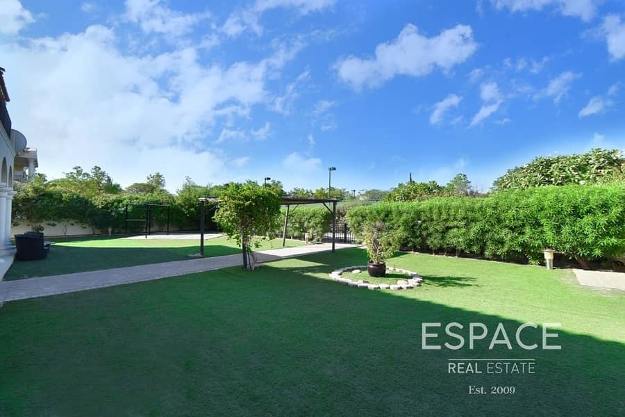 Cul De Sac Location | Well Maintained