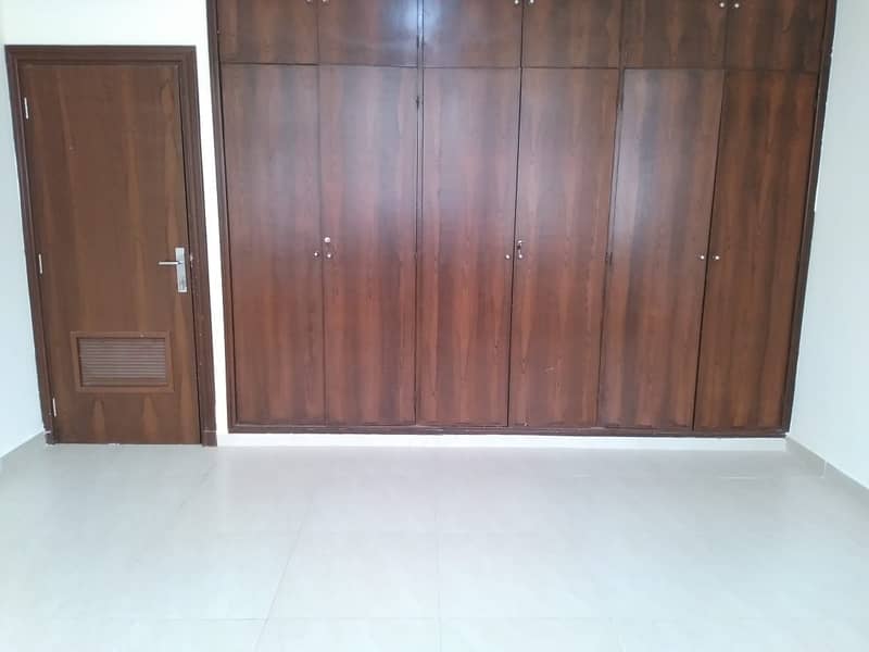 Huge Apartment 3 BHK With Wardrobes, Available In Tourist Club, Near Fab Bank.