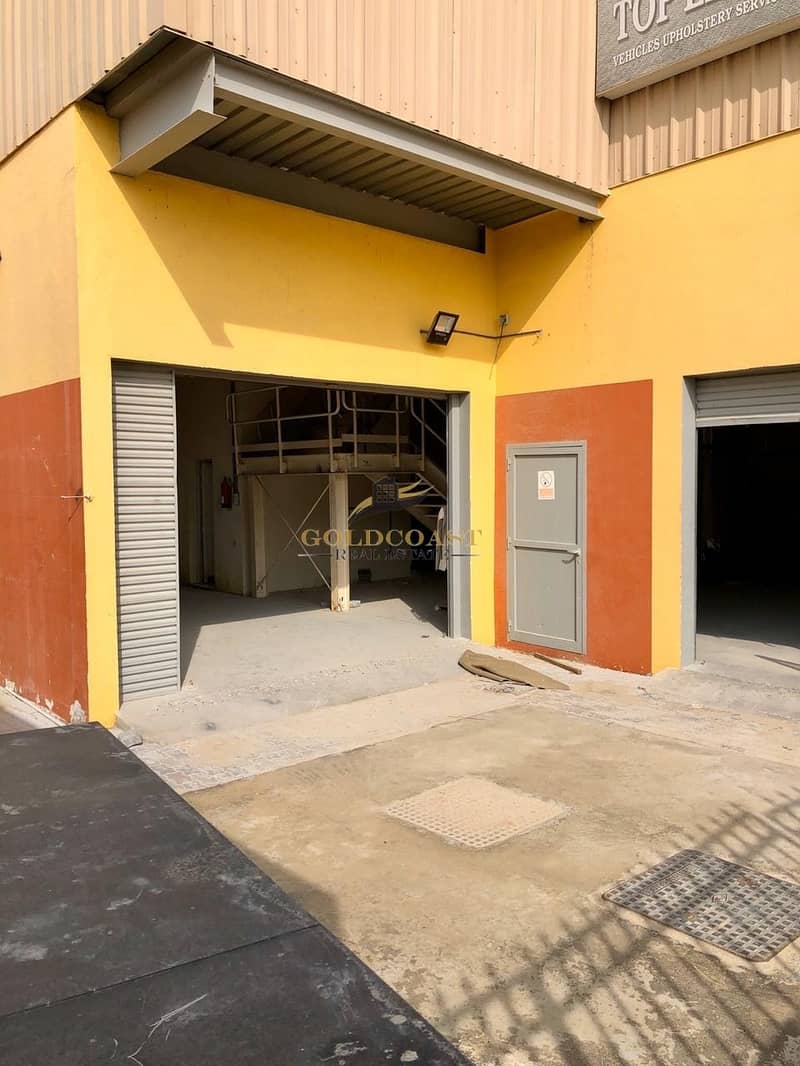 12000 sq ft warehouse with offices for sale in quasis