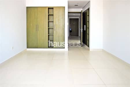 Immaculate Sea View | Good Investment Opportunity Immaculate Sea View | Good Investment Opportunity