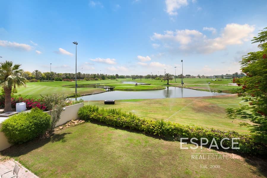 Stunning Golf Course Lake View - Meadows Stunning Golf Course Lake View - Meadows