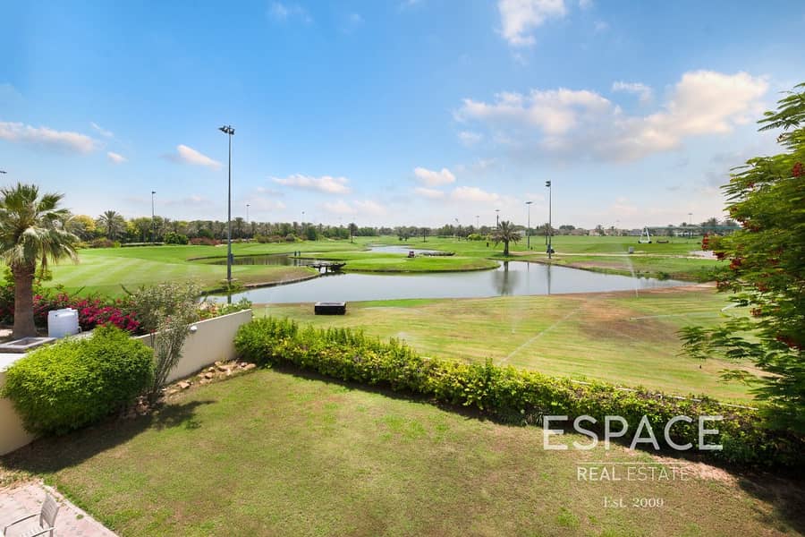 Stunning Golf Course Lake View - Meadows