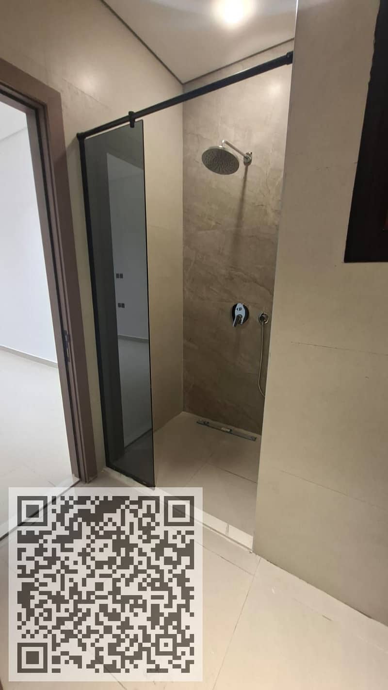 13 fc6b7829-f68d-496f-ad53-e340d0b18d2d. jpg