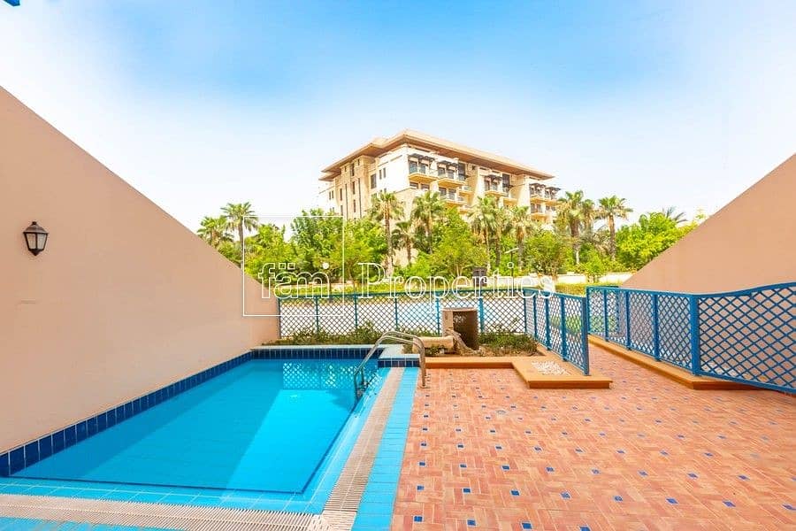 Private Pool | Chiller& 2 Month Free| 0 Agent Fee Private Pool | Chiller& 2 Month Free| 0 Agent Fee