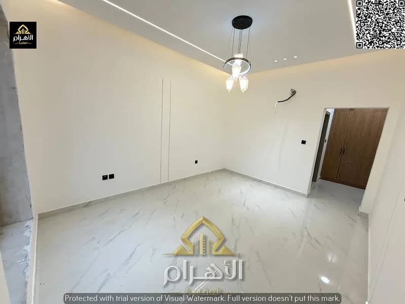 9 840733315-1066x800. webp