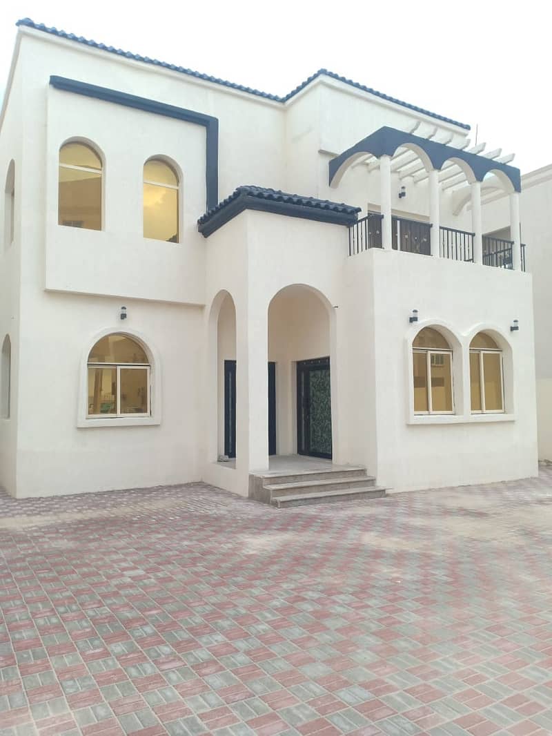 For sale villa in Al Mowaihat 2 minutes away from Ammar Street