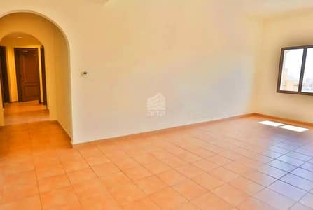 Glowing 3 BR + Maid's Room for an Amazing Price Glowing 3 BR + Maid's Room for an Amazing Price