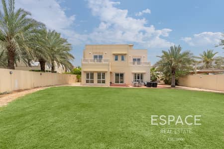 Corner Large Plot | Immaculate Condition Corner Large Plot | Immaculate Condition
