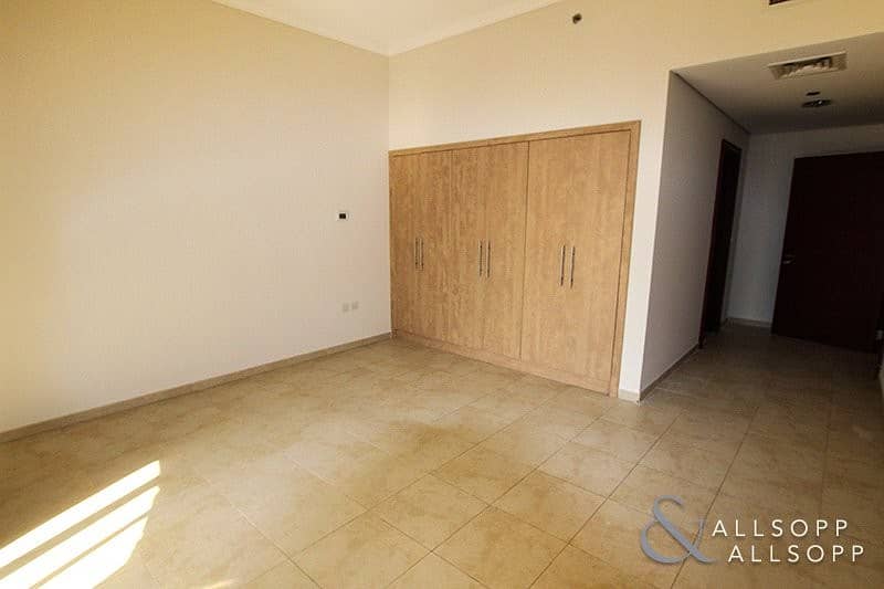 3 Parking | Vacant On Transfer | 2 Bedroom