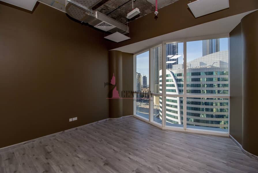 High Floor | Fully Fitted Office urgent sale