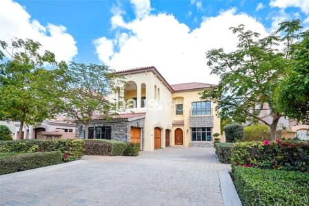 | Best open plan layout with great views | | Best open plan layout with great views |