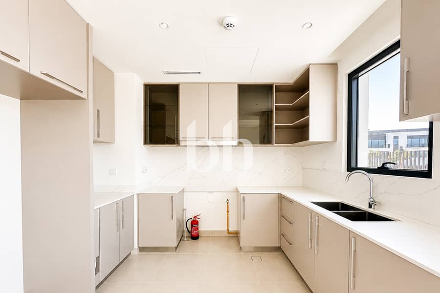6 images image img
