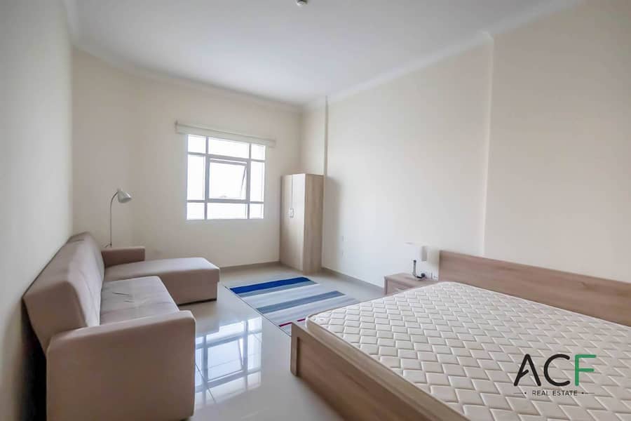 Top Location | Open Views | Vacant Top Location | Open Views | Vacant
