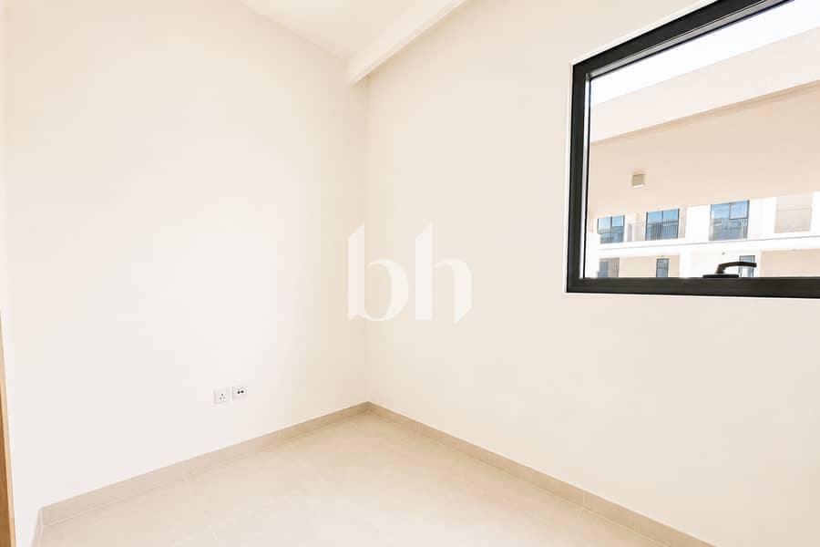 11 images image img