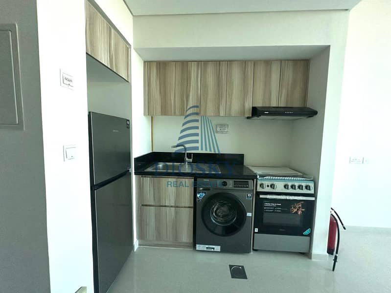 3 Image 3