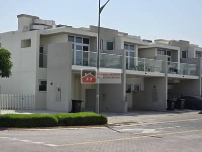 3 Bedroom Townhouse for Rent in DAMAC Hills 2 (Akoya by DAMAC), Dubai - WhatsApp Image 2025-03-11 at 3.30. 47 PM (1). jpeg 3 Bedroom Townhouse for Rent in DAMAC Hills 2 (Akoya by DAMAC), Dubai - WhatsApp Image 2025-03-11 at 3.30. 47 PM (1). jpeg