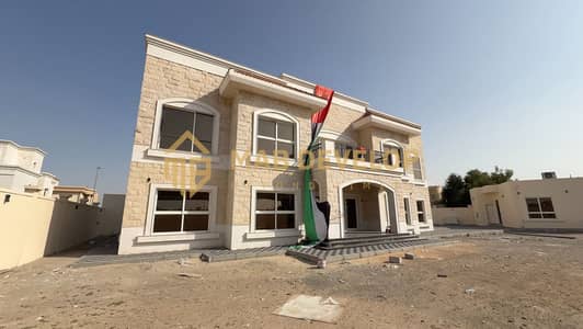 5 Bedroom Villa for Rent in Al Quoz, Dubai - 402cb994-7013-44a3-be7a-cb305b469a2a. jpg 5 Bedroom Villa for Rent in Al Quoz, Dubai - 402cb994-7013-44a3-be7a-cb305b469a2a. jpg