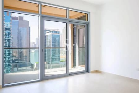 1 Bedroom Flat for Rent in Downtown Dubai, Dubai - Spacious | Canal View | Slightly Negotiable 1 Bedroom Flat for Rent in Downtown Dubai, Dubai - Spacious | Canal View | Slightly Negotiable