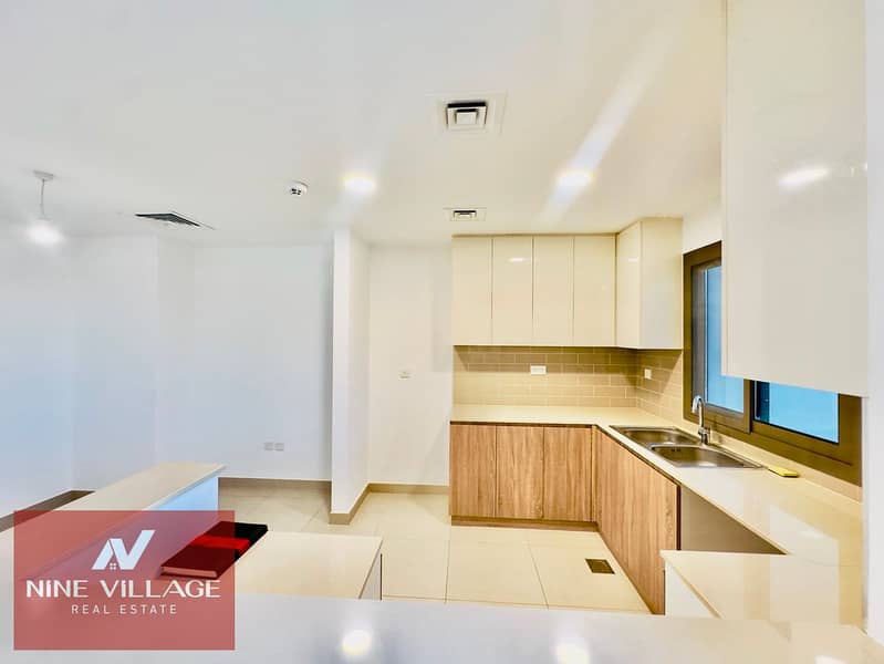 7 KITCHEN 1. jpeg