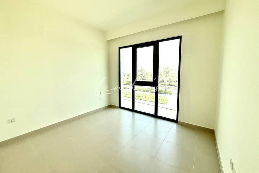 12 images image img