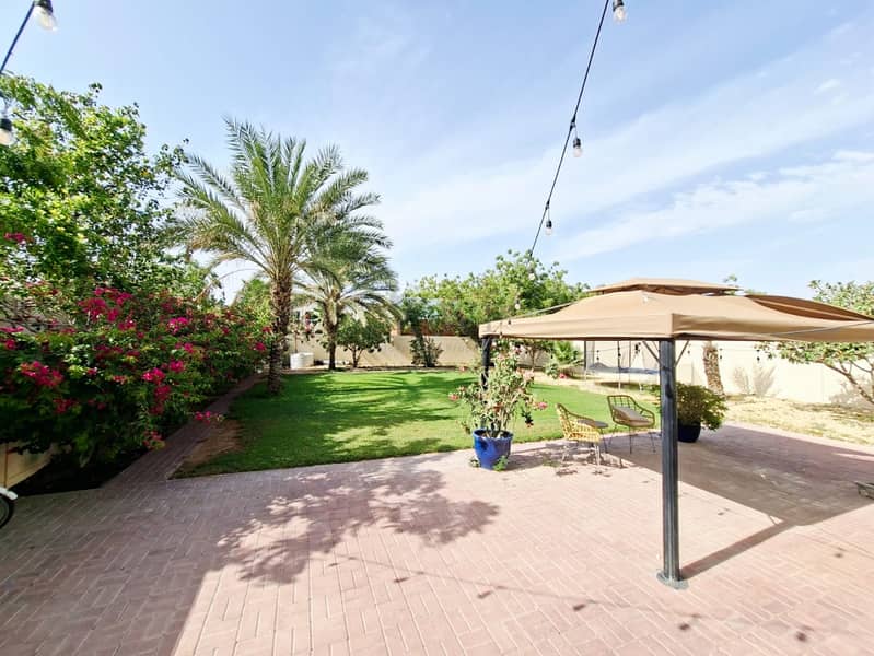 Best Price in Town | Massive Garden | Well Kept - View 6